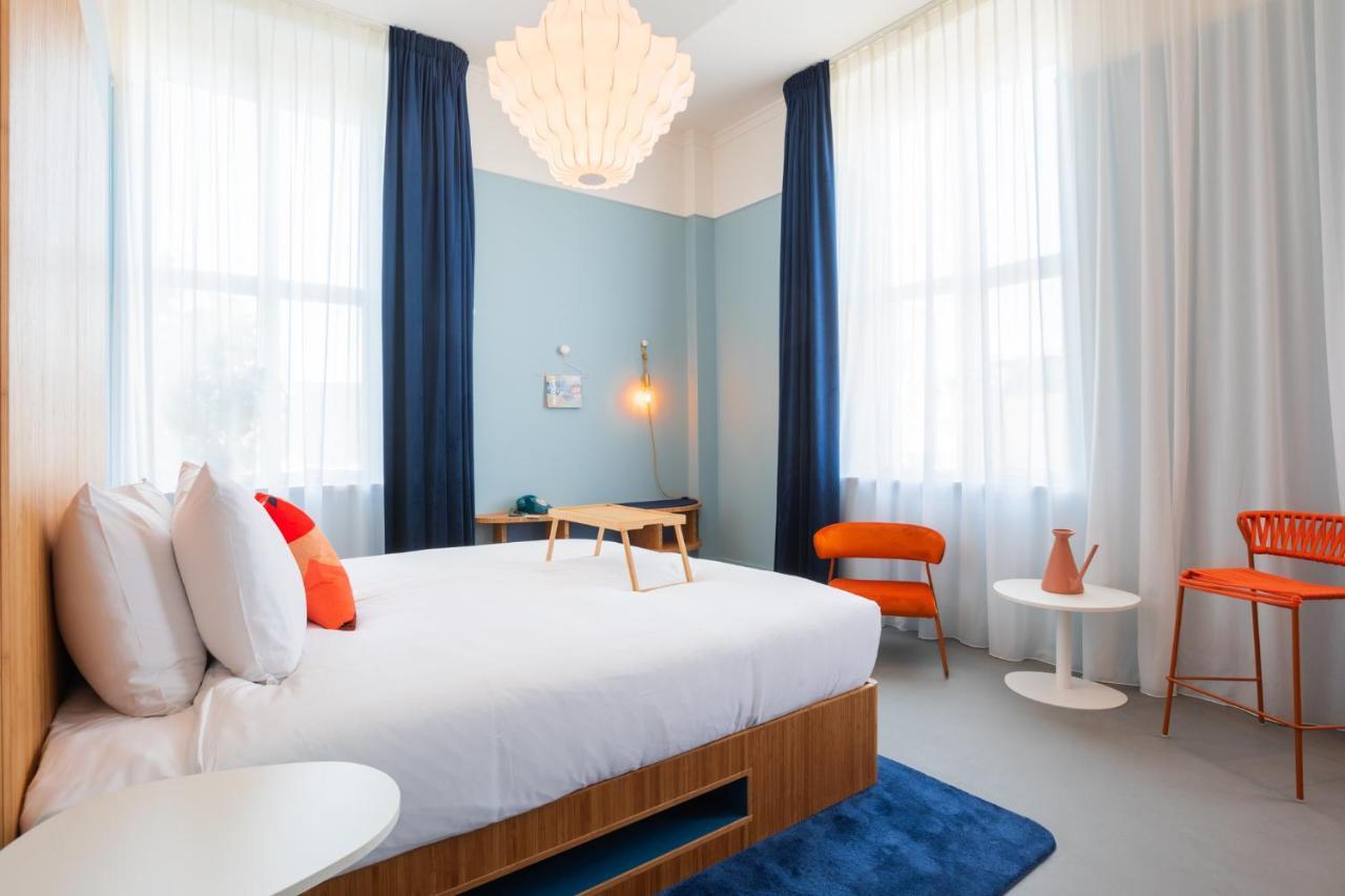 Vie Via - Your Hotel レーワールデン エクステリア 写真