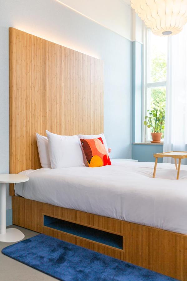 Vie Via - Your Hotel レーワールデン エクステリア 写真