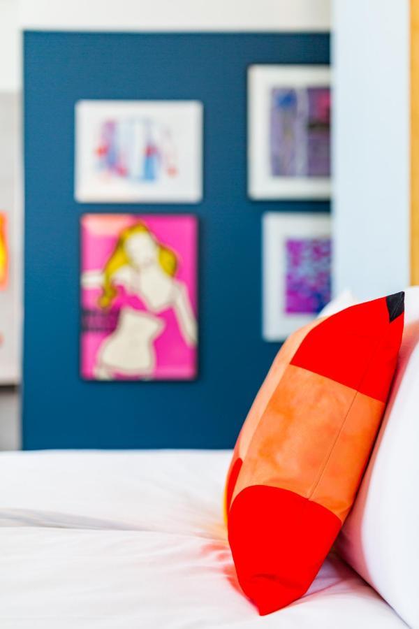 Vie Via - Your Hotel レーワールデン エクステリア 写真