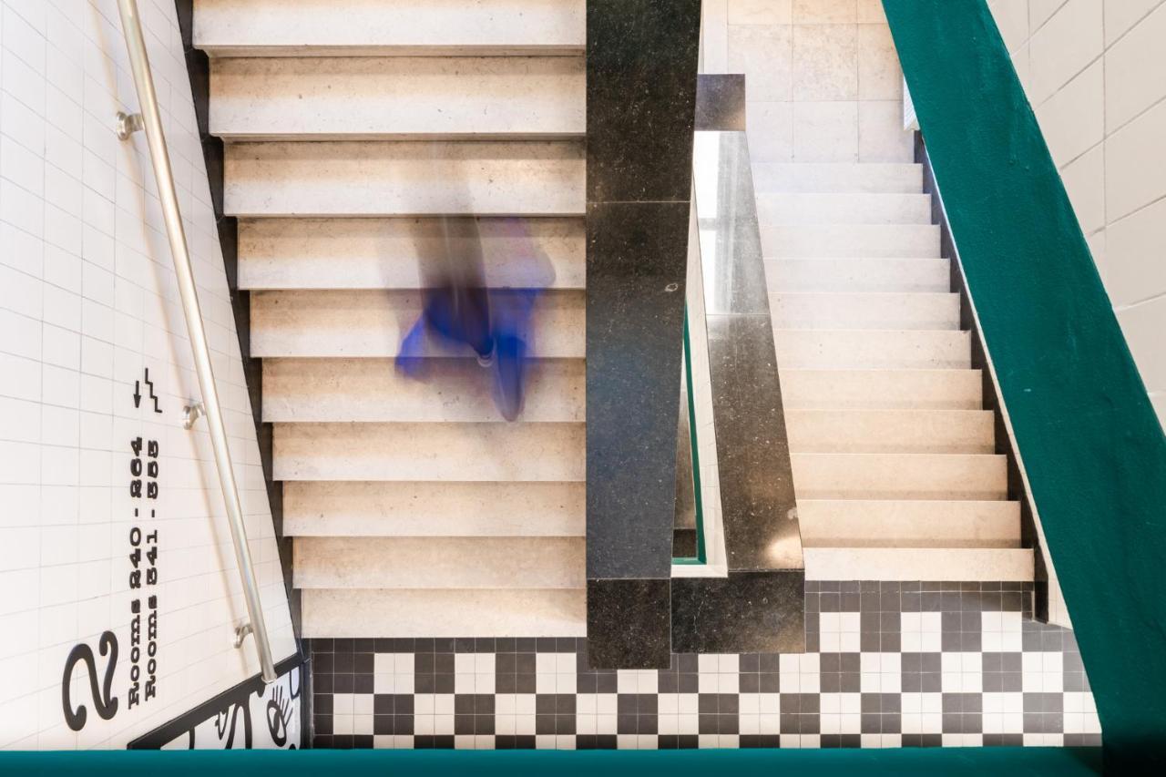 Vie Via - Your Hotel レーワールデン エクステリア 写真