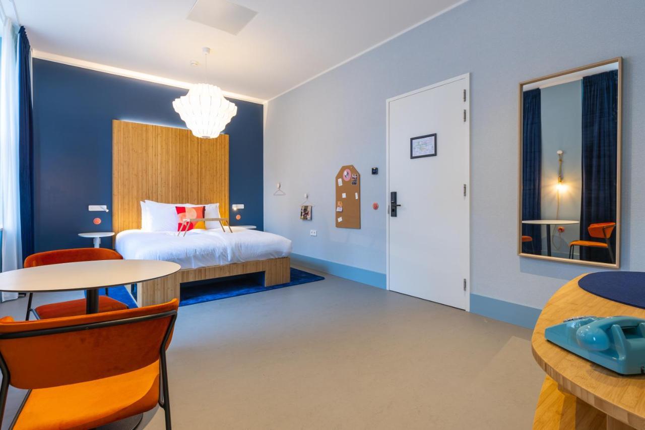 Vie Via - Your Hotel レーワールデン エクステリア 写真