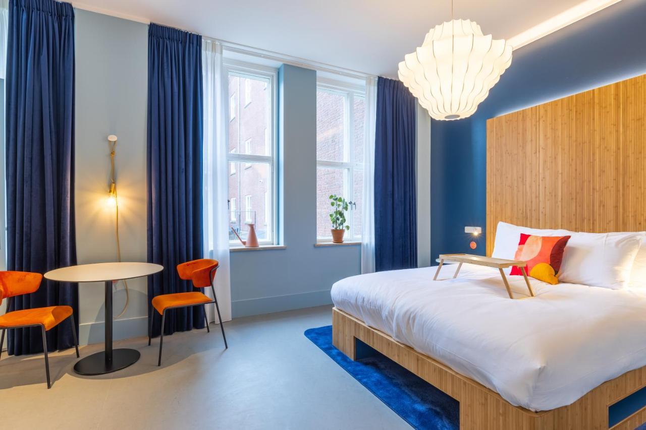 Vie Via - Your Hotel レーワールデン エクステリア 写真